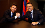 Chùm ảnh Messi gia hạn hợp đồng với Barca