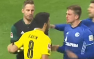 Nổi nóng, cựu sao Liverpool 'chấp' cả đội Schalke 