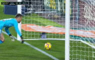 Barca 'mất oan' bàn thắng: Sự lỗi thời của giải đấu được cho là hàng đầu