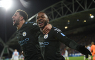 Sterling ghi bàn siêu dị, Man City ngược dòng may mắn 