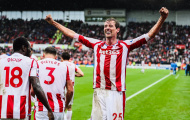 CHÍNH THỨC: Stoke City 'trói chân' sếu vườn Peter Crouch 