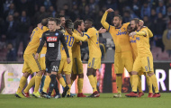 Yếu bóng vía, Napoli gục ngã dưới tay 'người quen cũ'