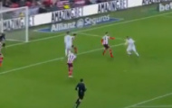 Pha hỏng ăn đáng tiếc của Benzema trong trận đấu với Athletic Bilbao 