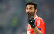 Chơi thăng hoa, De Gea vẫn kém xa Buffon