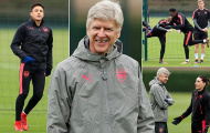 Quên nỗi ám ảnh M.U, HLV Wenger cười tươi trên sân tập Arsenal