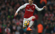 Arsenal tung đòn quyết định để giữ chân Ozil