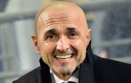 Spalletti cảm thấy xấu hổ vì được so sánh với Mourinho