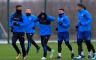 Big Sam vắng mặt, sân tập Everton mở hội
