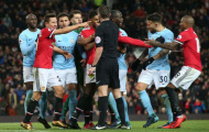 DIỄN BIẾN ẩu đả M.U - Man City: Choảng nhau như phim Hollywood