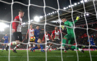 Samurai Nhật đi vào lịch sử, Bầy cáo bám sát Arsenal