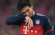 Hummels mướt mồ hôi nhìn đồng đội thắng nhọc Stuttgart