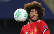 Man Utd vẫn đang nhức đầu với đầu gối của Fellaini