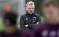 Chưa kịp vui sau kỉ lục, David Moyes đã phải nhận hung tin
