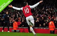 Robin van Persie khi còn chơi cho Arsenal