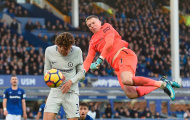 Pickford 'bay như chim', Conte lắc đầu ngao ngán