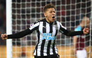 Ngược dòng xuất sắc trước West Ham, Newcastle bỏ xa nhóm 'cầm đèn đỏ'