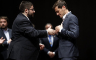 Sắp bị tống ra đường, Iker Casillas vẫn được tri ân