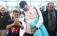 Dàn sao Bayern Munich bị vây kín khi đổ bộ xuống Doha