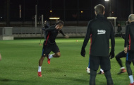 Messi, Suárez và Mascherano mang lại sức sống cho buổi tập của Barcelona