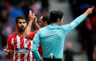 CẬN CẢNH: Diego Costa ngớ người khi ăn thẻ đỏ lãng xẹt