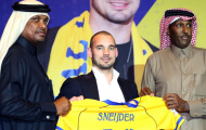 Sneijder gượng cười trong ngày sang Qatar thi đấu