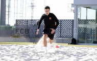 Coutinho lần đầu xỏ giày ra sân tập của Barcelona