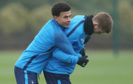 Được hứa tăng lương, Harry Kane và Dele Alli đều tập cực hăng