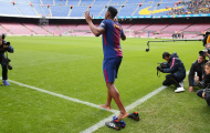 Tân binh Barca đi 'chân chim' ra mắt người hâm mộ