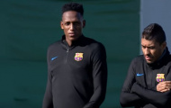 Tân binh Yerry Mina lặng im trên sân tập của Barcelona