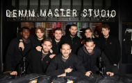 Sao AC Milan hoá 'soái ca' trong ngày ra mắt sản phẩm mới