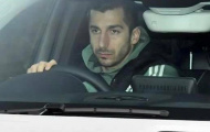Mkhitaryan không kìm được nước mắt trong ngày chia tay Man Utd