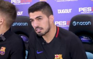 Suarez phấn khích tột độ thách đấu Play Station với đồng đội