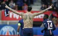 Nghỉ dưỡng thương, 'thánh Zlatan' giải trí bằng tha thu