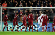 Góc Liverpool: Ngay cả Van Dijk cũng hóa tầm thường