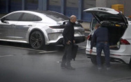 Đàm phán vụ Aubameyang, bộ sậu Arsenal 'quẩy' tưng bừng ở Đức