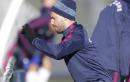 Sợ Pep một phép, Aguero không dám lơ là trên sân tập Man City