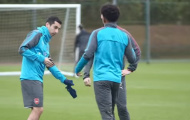 'Ma mới' Mkhitaryan liên tục nhận được sự quan tâm từ các cầu thủ Arsenal