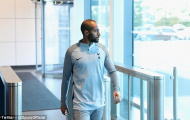 Lucas Moura vẫn chưa thể ra sân tập