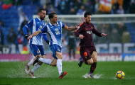 Chơi vơi trong cơn mưa, Barca may mắn có được 1 điểm trên sân Espanyol