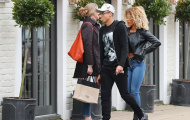 Jesse Lingard tình tứ cùng bạn gái siêu mẫu