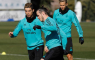 Ronaldo và Gareth Bale so kè trên sân tập