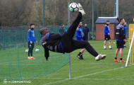 Seedorf thể hiện kỹ năng 'siêu khủng', học trò há hốc mồm