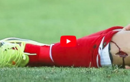Những lần va chạm kinh hoàng của cầu thủ với khung gỗ