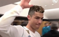 Hạ sát PSG, Ronaldo vui sướng tột độ trong phòng thay đồ