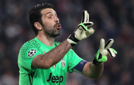 Ở tuổi 40, Buffon vẫn có trình diễn phong độ khó tin