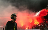 Ném pháo sáng, CĐV Hải Phòng sắp “lĩnh án”
