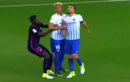 Những tình huống đầy 'mỏng manh' của Samuel Umtiti trên sân