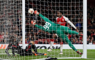 Thần tài Welbeck tỏa sáng, Arsenal chật vật vượt ải AC Milan