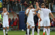 Thắng nhọc Crotone, Roma tạm an toàn trong top 4