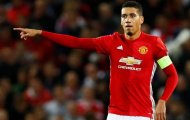 Hết đường sống ở M.U, Smalling nối gót Rooney?